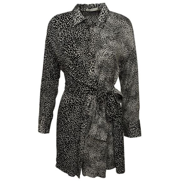 ALICE AND OLIVIA
Jodie Collared Shirt Dress - Picture 15 of 15